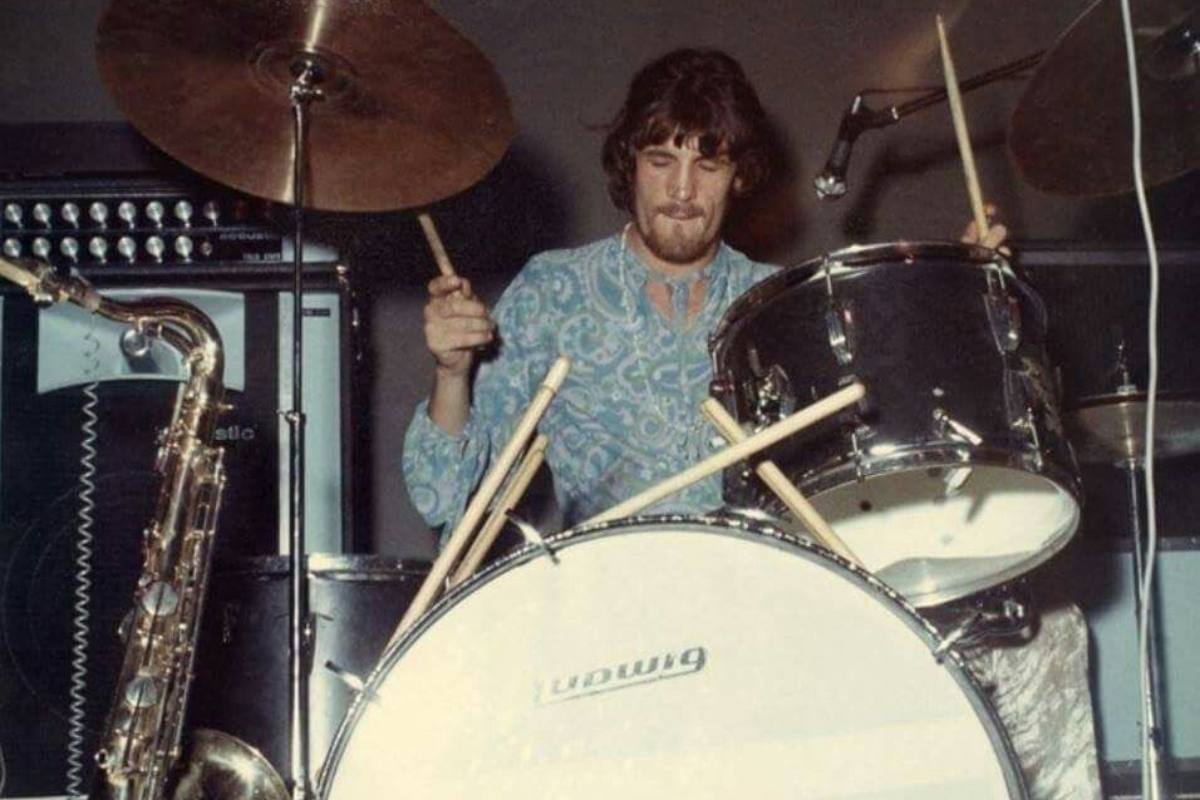 Nace Jim Capaldi ,Co-fundó la banda de rock psicodélico Traffic.