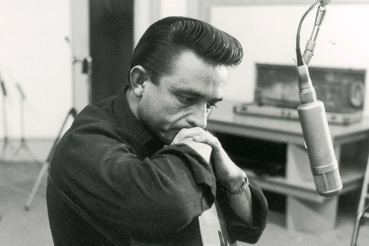 El Hombre de Negro: Johnny Cash en el Aniversario de su Fallecimiento