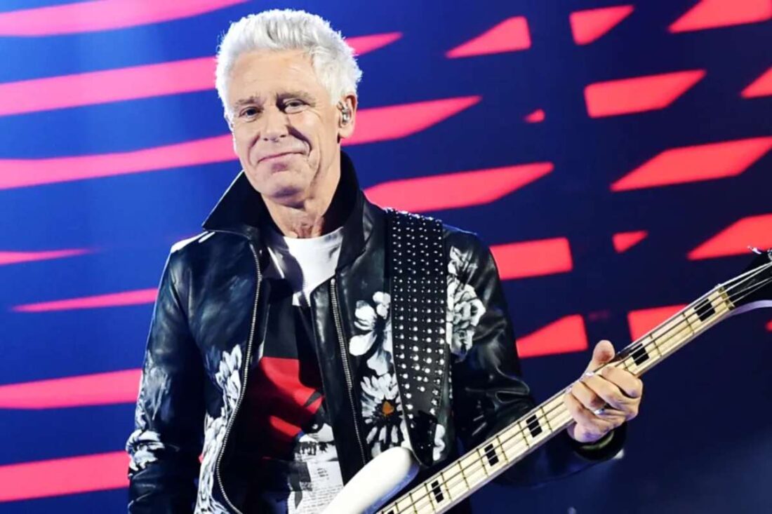 Nacimiento de Adam Clayton: Bajista de U2