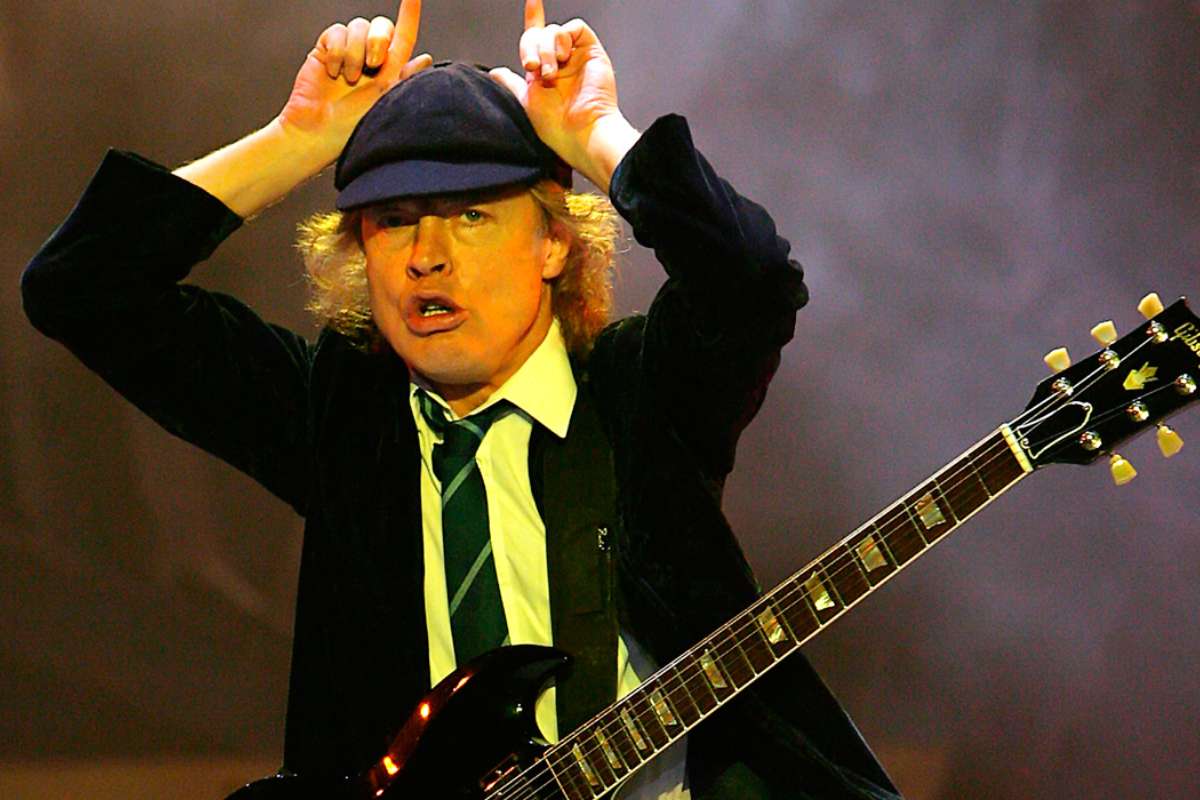 Nace Angus Young: Integrante de AC/DC