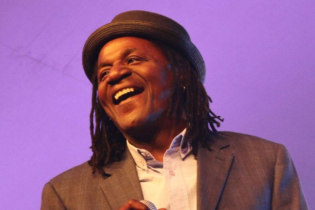 Celebrando el cumpleaños de Neville Staple