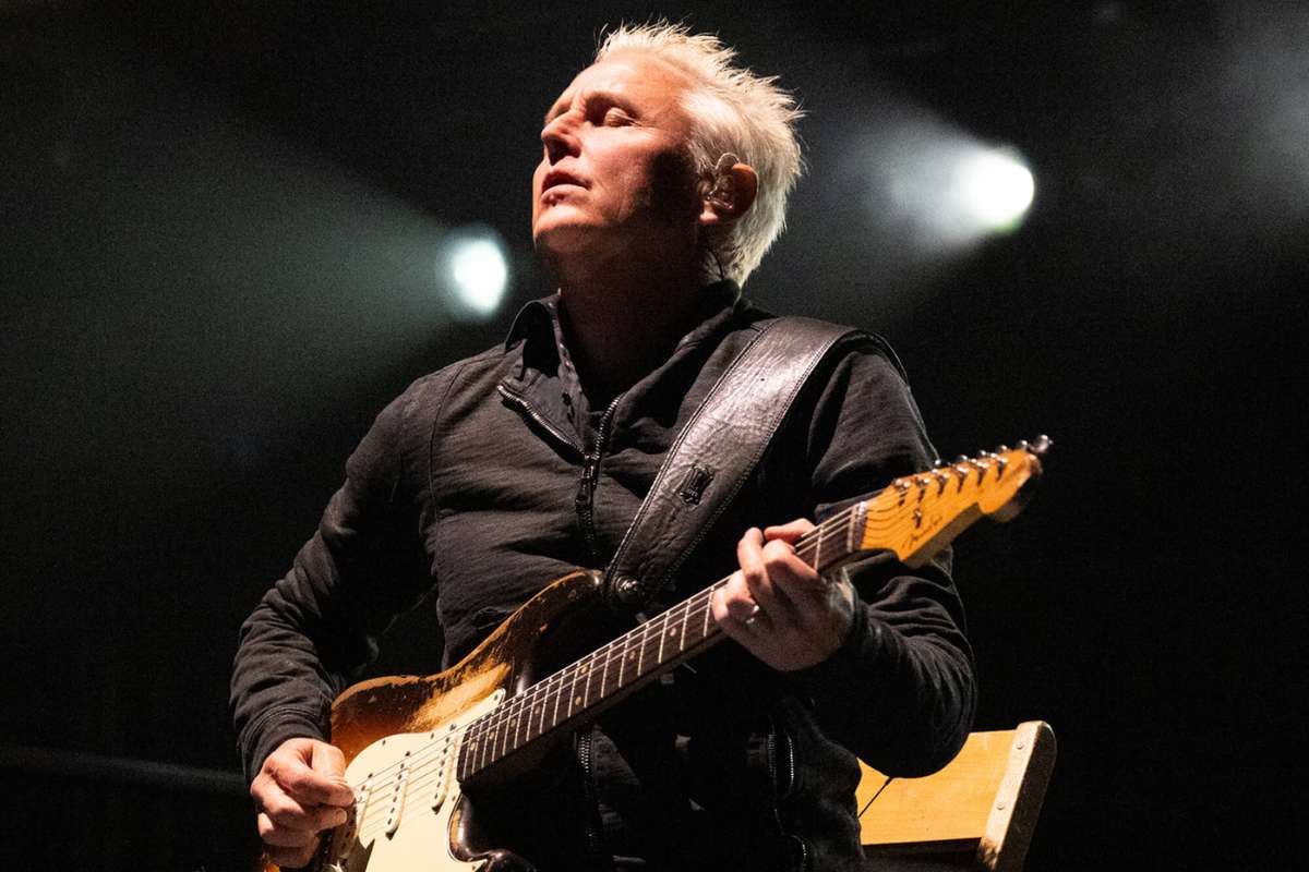 Nace Mike McCready: Co-fundador de Pearl Jam