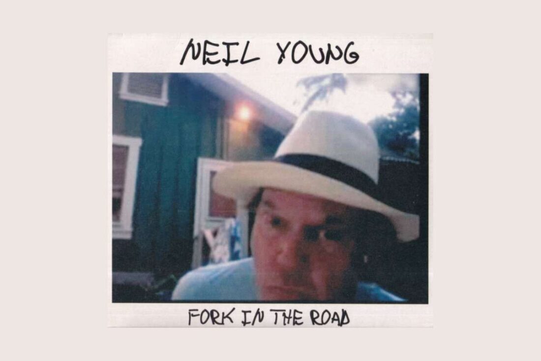 Neil Young lanza su álbum ‘Fork in the Road’