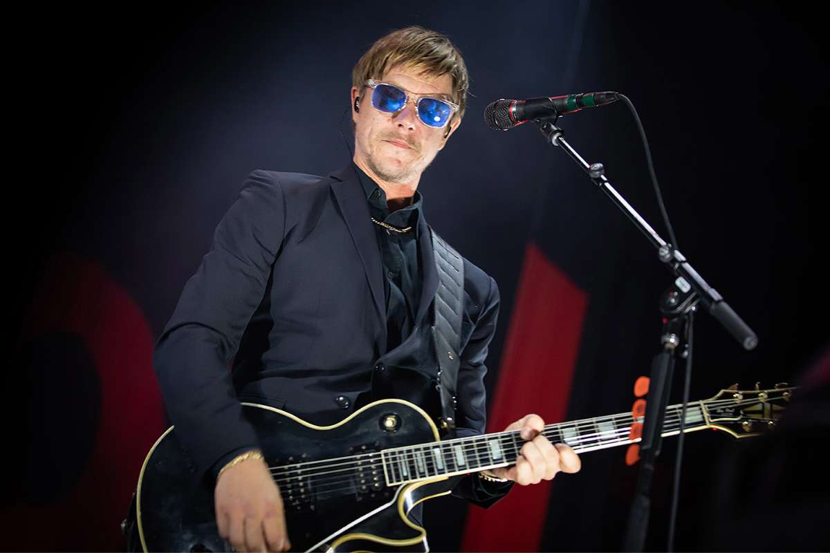 Nace Paul Banks ‘Julian Plenti’