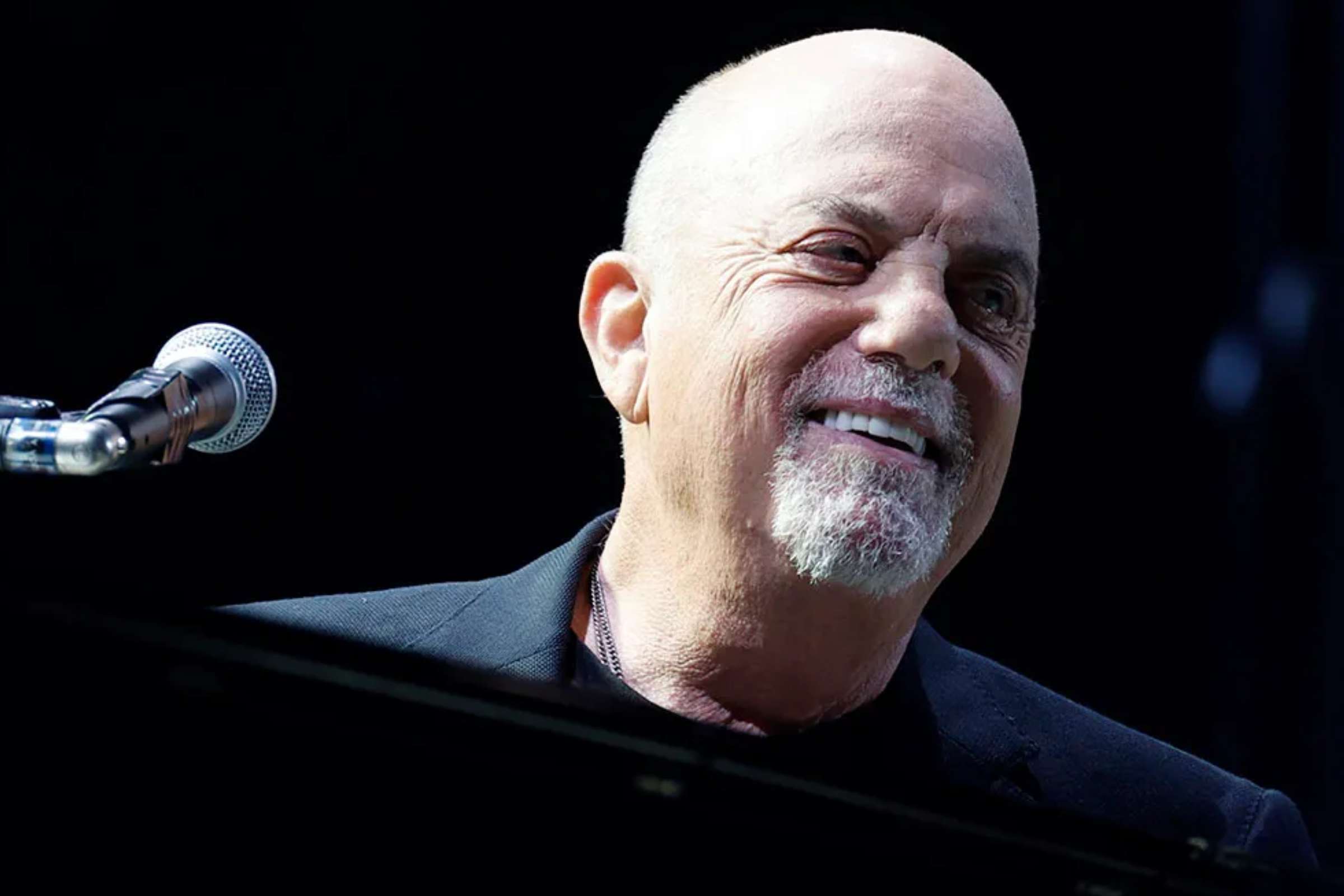 Nace Billy Joel: El legendario músico y compositor