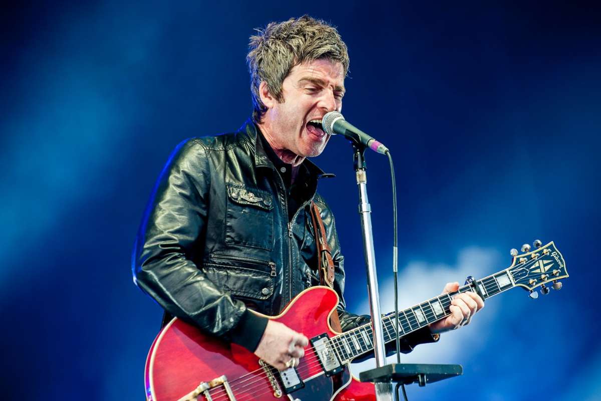 Nace Noel Gallagher: Guitarrista de Oasis